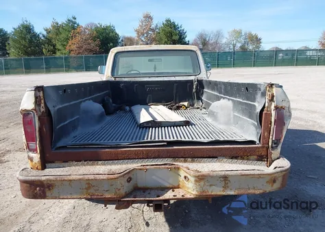 1979 Ford F-250 из США, поврежденный, VIN F26HUEC0584